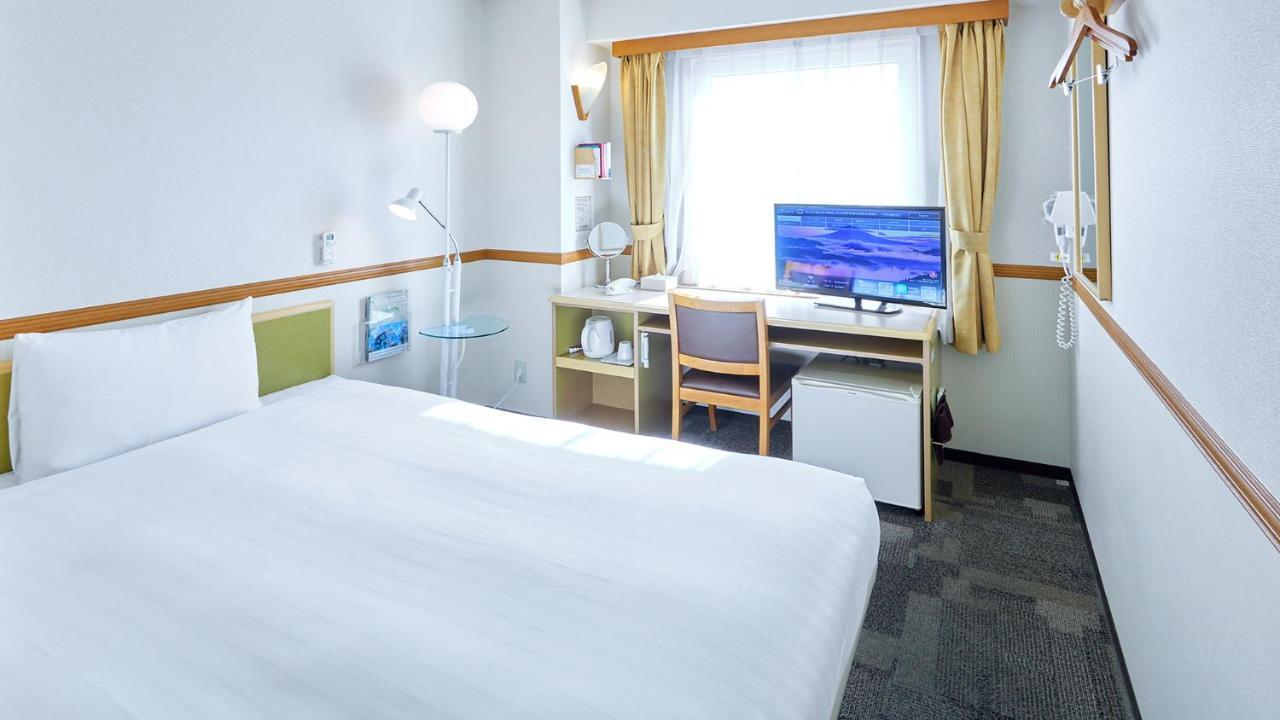 Toyoko Inn Shonan Hiratsuka Eki Kita Guchi No 2 Exterior foto